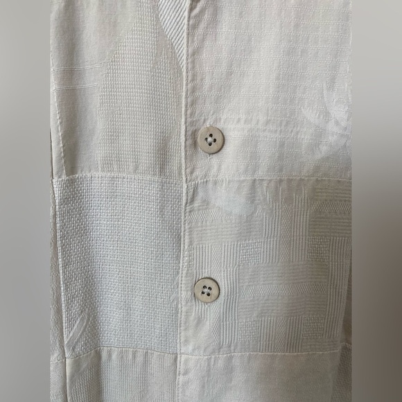 Paradise collection 100% fine washable silk Large button down shirt - Picture 5 of 8